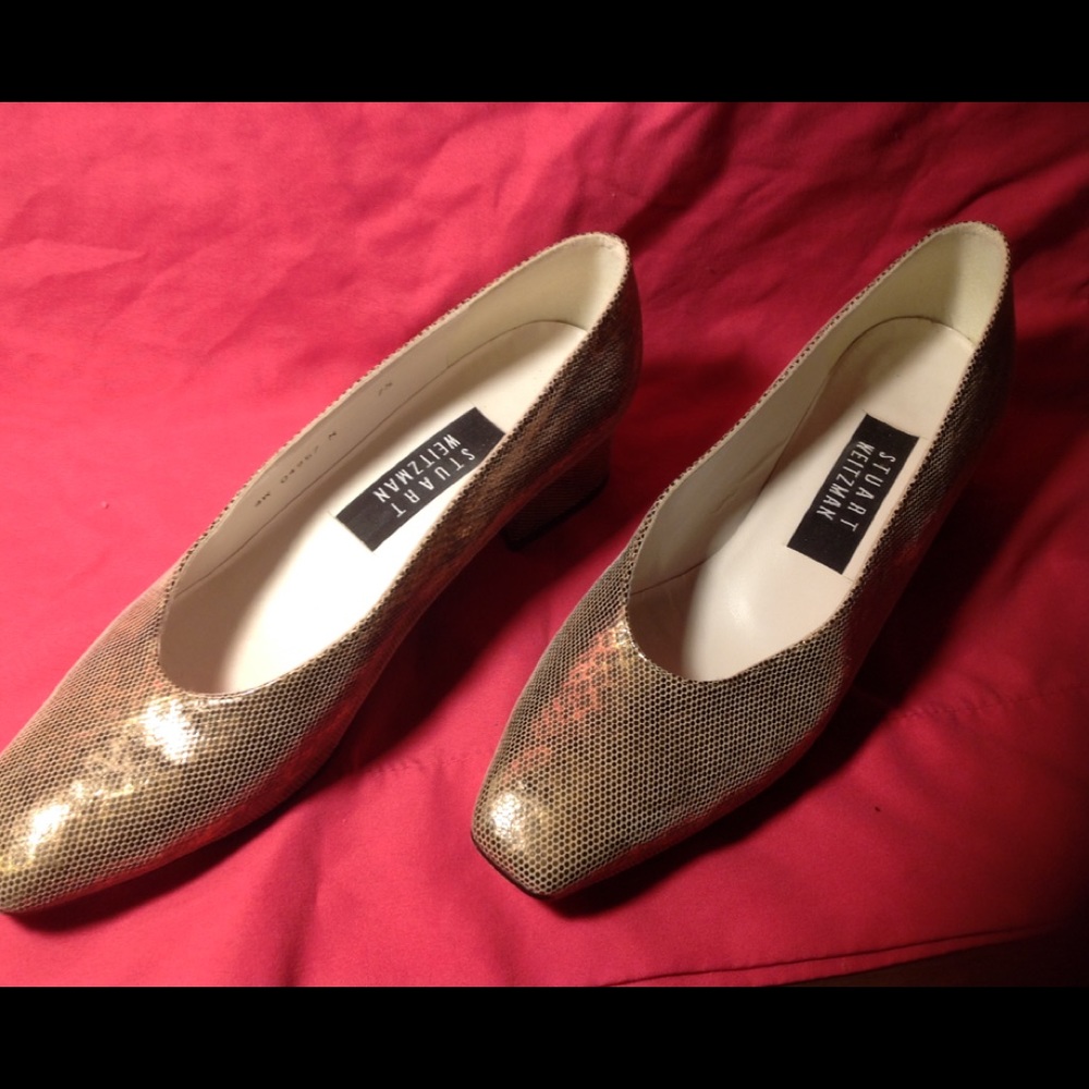 👠Stuart Weitzman👠Dusty Gold Pattern Pumps